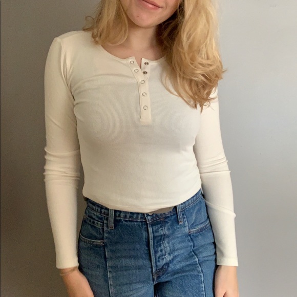 Forever 21 Tops - Forever 21 Cropped Long Sleeve Top